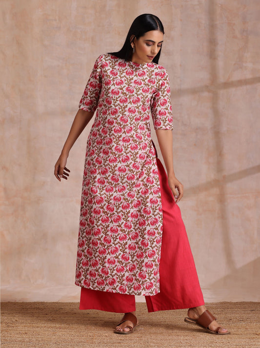 trueBrowns Pink Brown Overall Floral On White Block Print Cotton Slit Kurta Pant Set | Swadesiicart