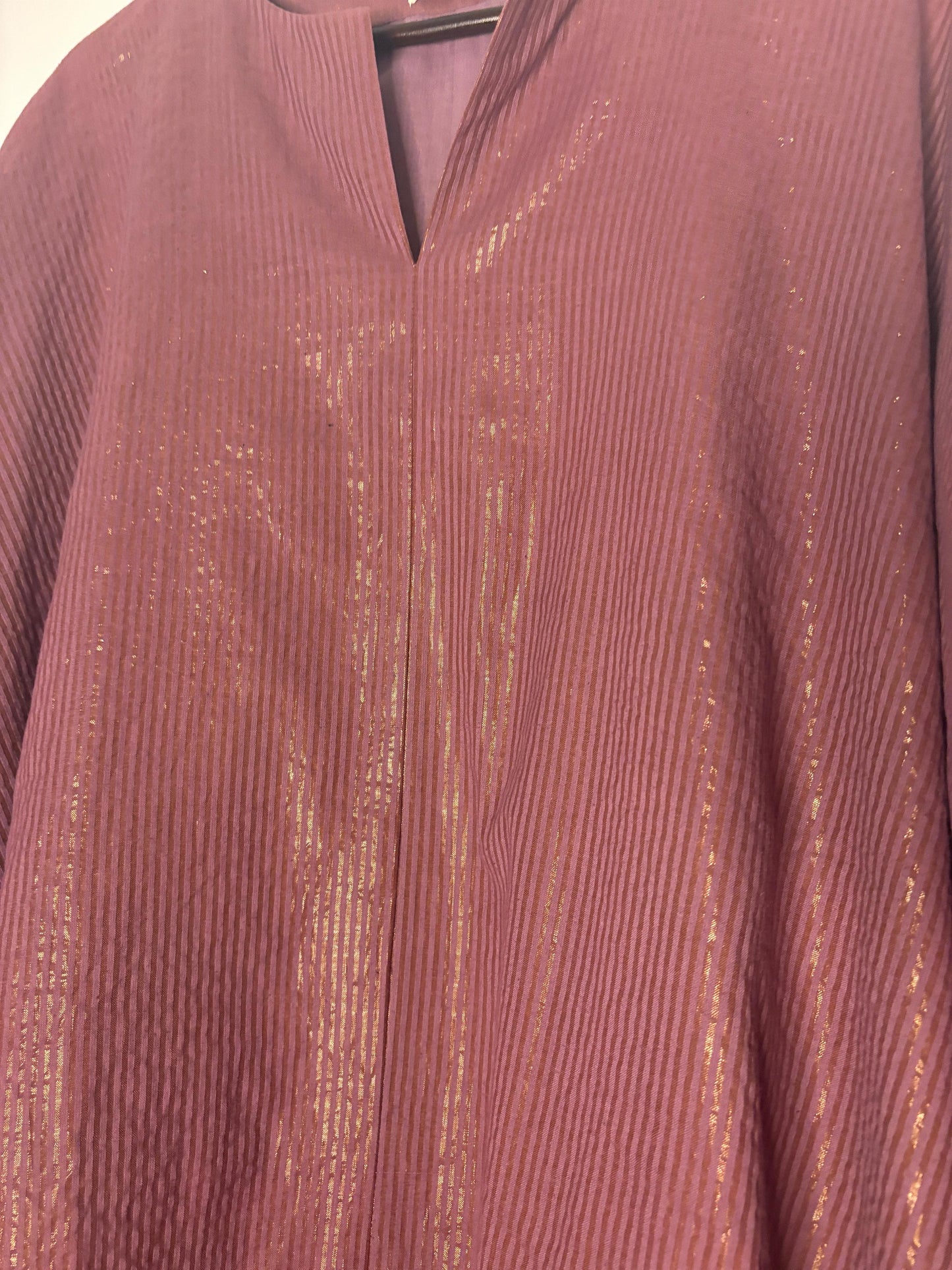 trueBrowns Lilac Metallic Top | Swadesiicart