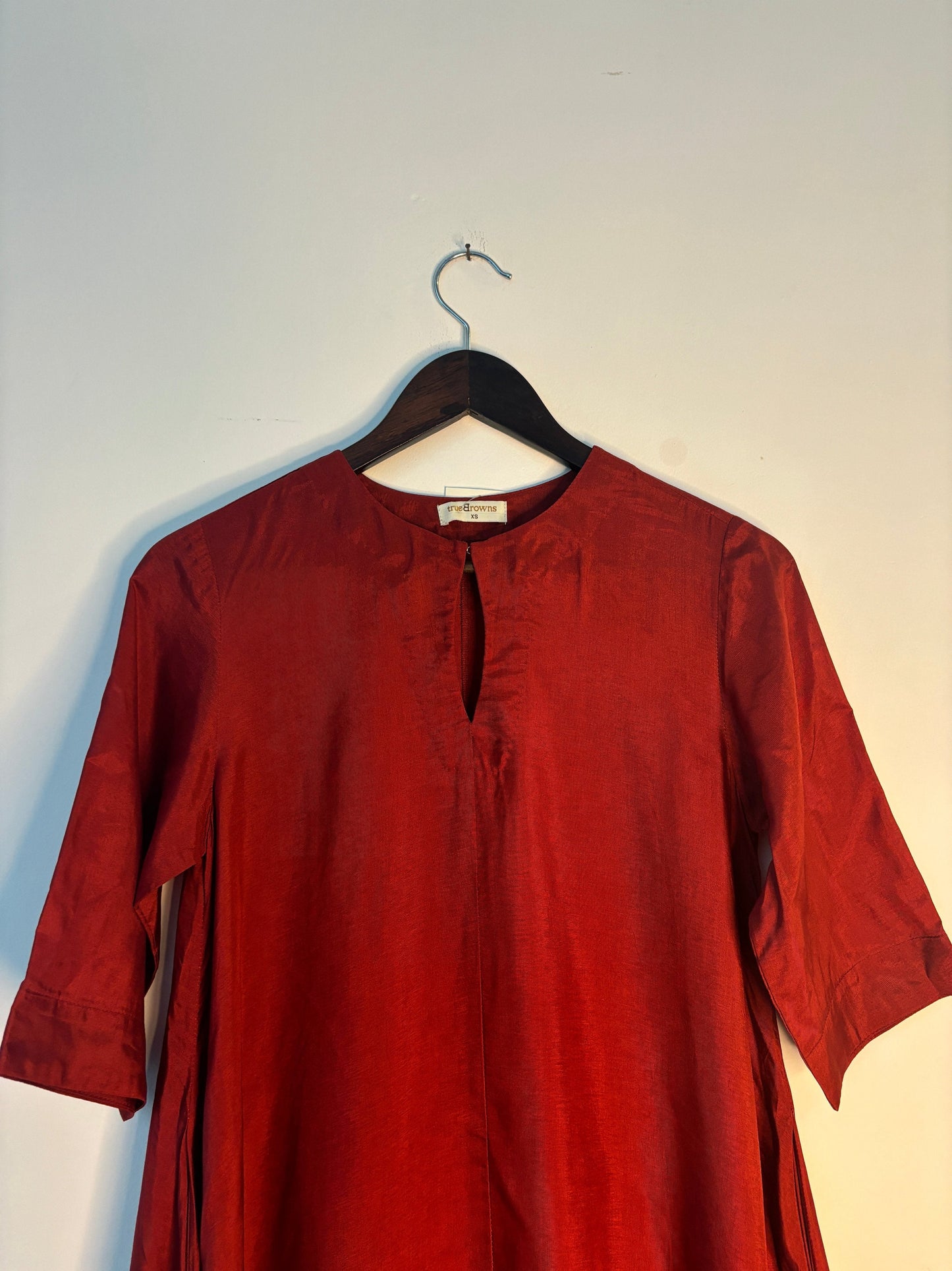 trueBrowns Maroon Silk Kurta | Swadesiicart