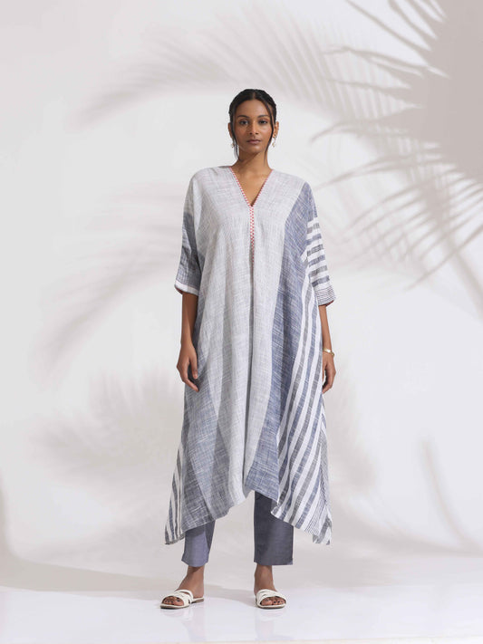 trueBrowns Off-White Cotton Multi Stripe Flared Kurta Set | Swadesiicart