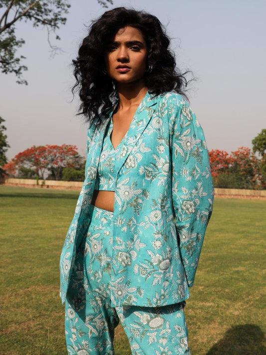 trueBrowns Turquoise Cotton Block Print Pant Suit Set | Swadesiicart