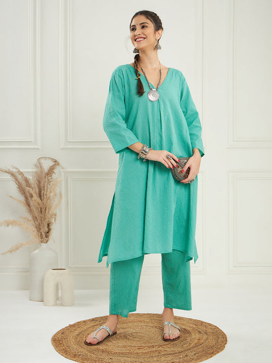 InWeave Women's Arctic Blue Kantha V Neck Kurta Pant Set - Swadesiicart