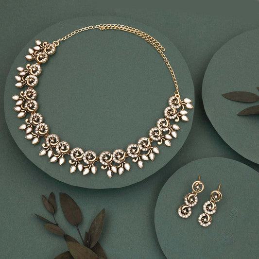 Tehzeeb Creations Gold Pleate White Colour Choker Set - Swadesiicart