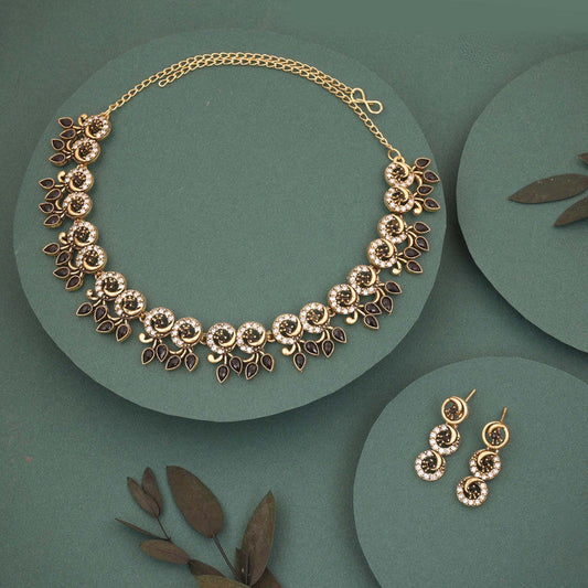 Tehzeeb Creations Gold Pleate Black Colour Choker Set - Swadesiicart