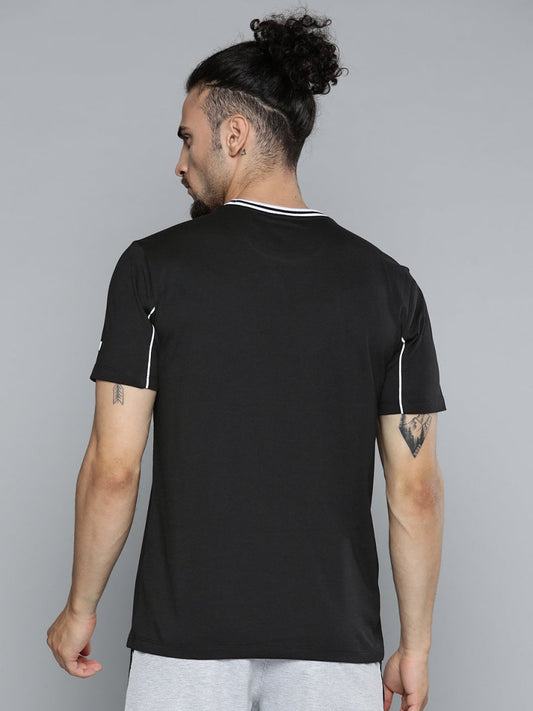Alcis Men Black Solid Slim Fit Gym T-shirt | Swadesiicart