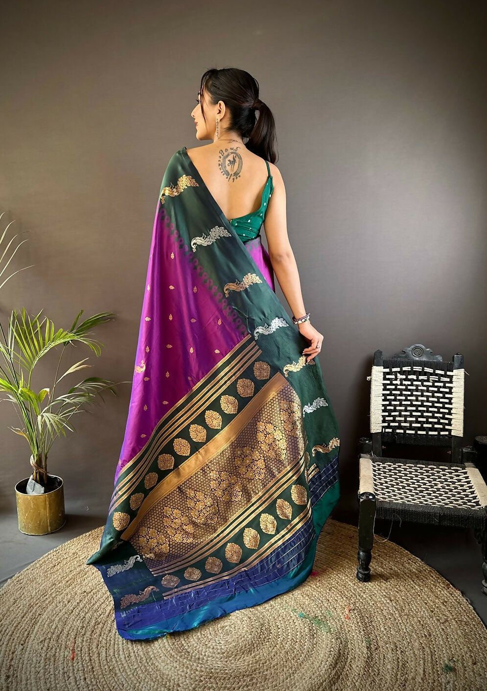 Joban Fashion Green Peacock,Butti Banarasi Silk Sarees | Swadesiicart