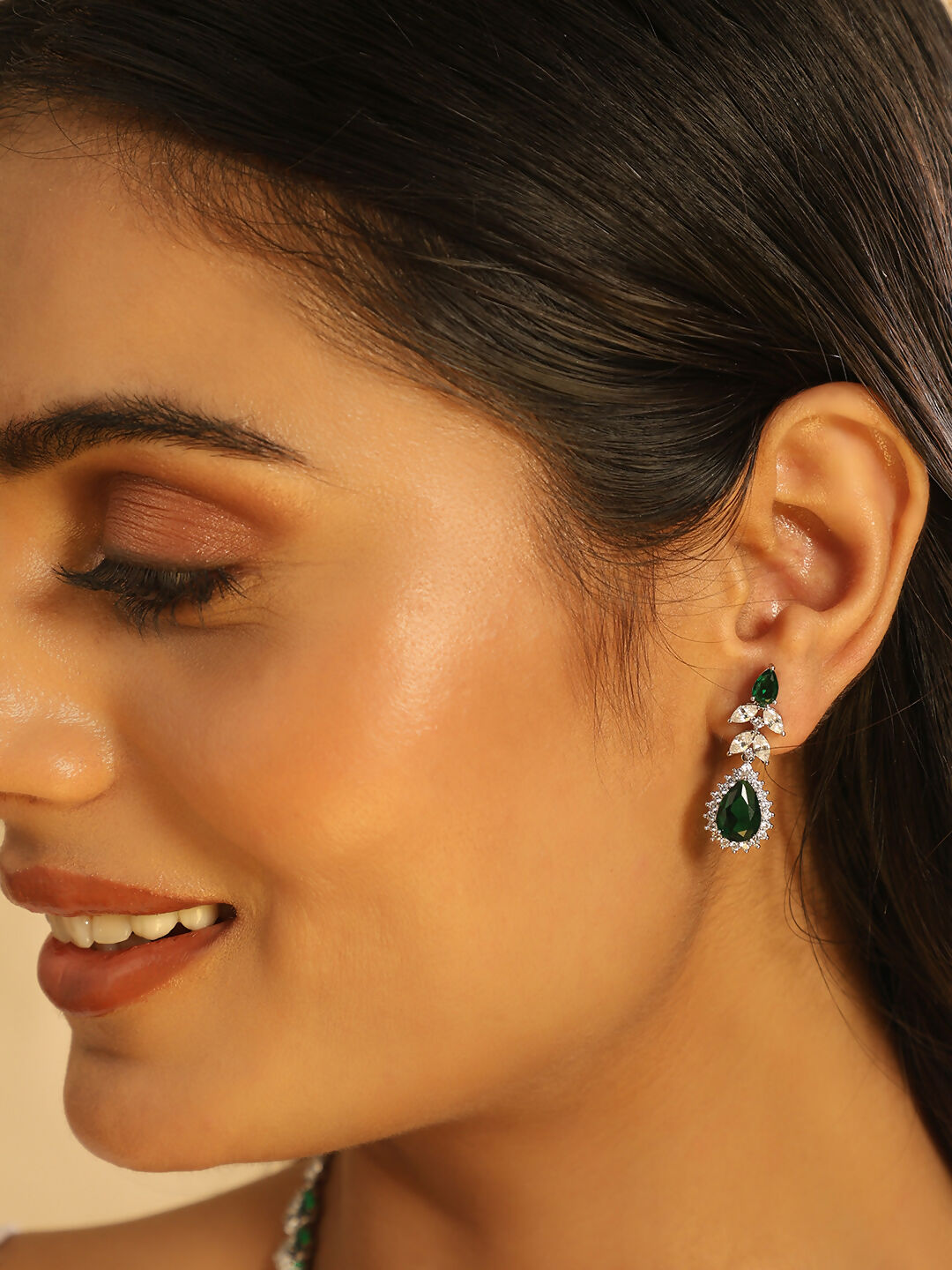 Nuyug Celestial Emerald Cubic ZIrcon Necklace Set | Swadesiicart