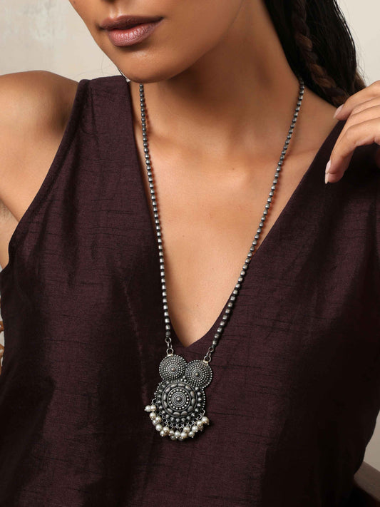 trueBrowns Silver Tone Pearl Drop Pendant Chain | Swadesiicart