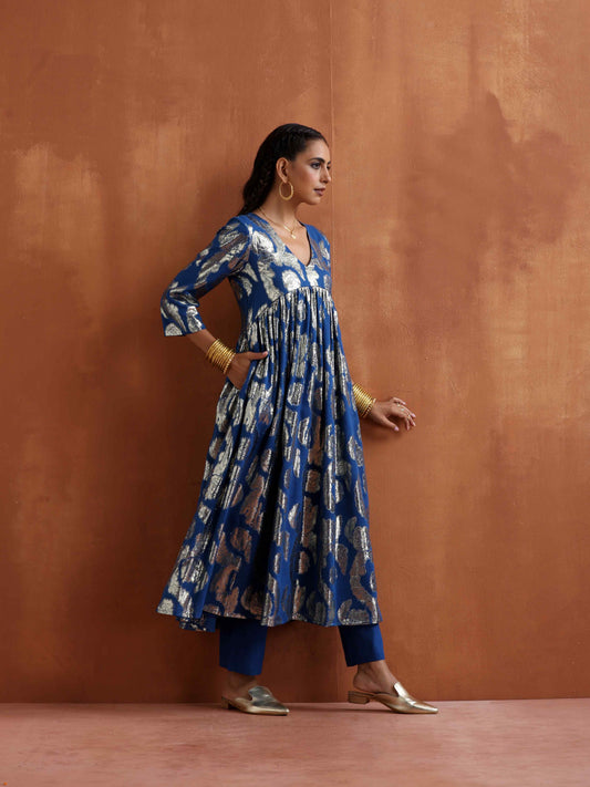 trueBrowns Blue Metallic Flared Anarkali Kurta Set | Swadesiicart