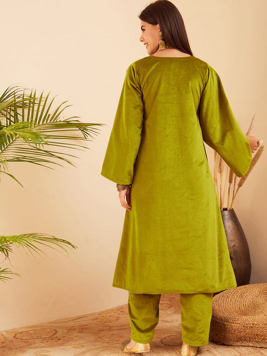 InWeave Women's Olive V Neck Asymmetrical Pleated Velvet Kurta Set - Swadesiicart