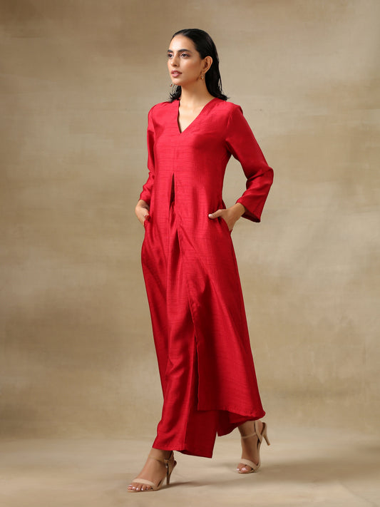 trueBrowns Maroon Textured Silk Front Slit Kurta Pant Set | Swadesiicart