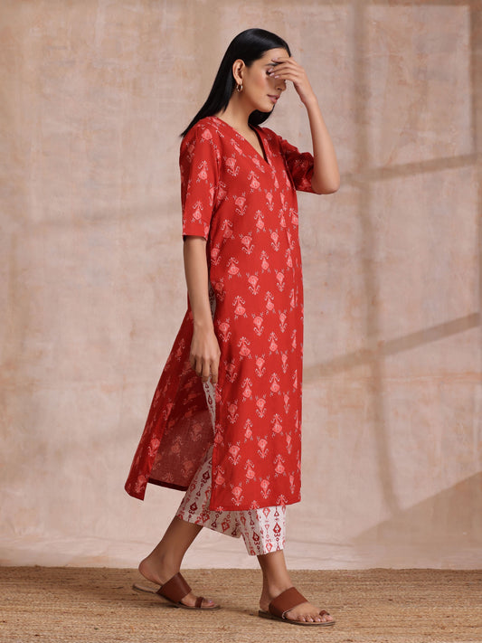 trueBrowns Red On Red Ikat Print Cotton Kurta Pant Set | Swadesiicart