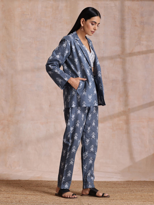 trueBrowns Grey On Grey Ikat Print Cotton Pant Suit Set | Swadesiicart