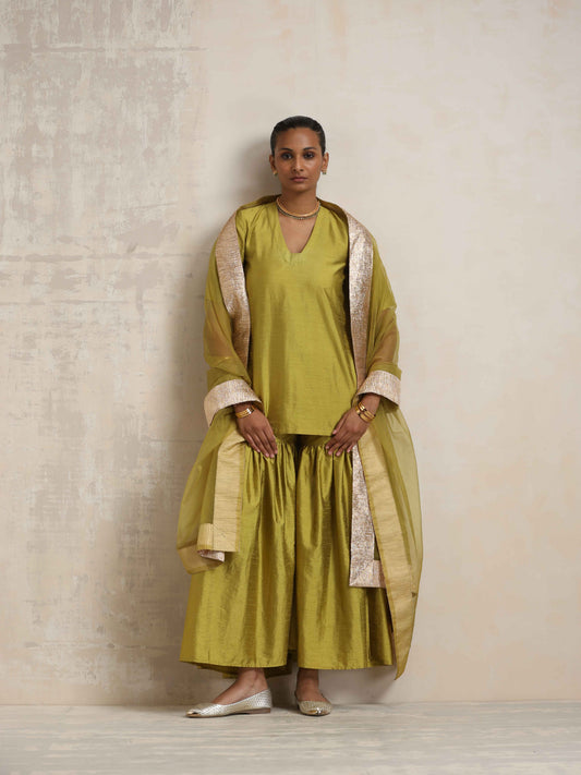 trueBrowns Green Silk Sharara Dupatta Set | Swadesiicart
