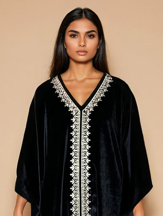 trueBrowns Black Velvet Embroidered Kaftan Kurta Set | Swadesiicart
