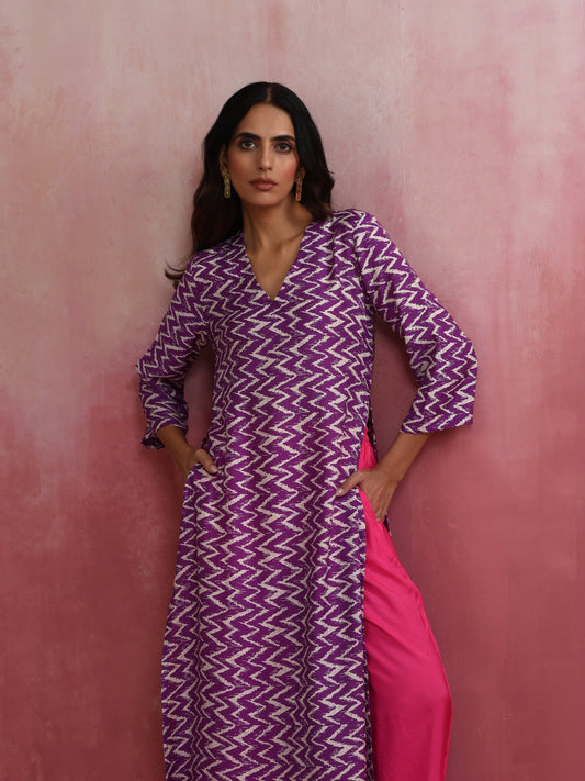 trueBrowns Purple Muslin Silk Printed Kurta Set | Swadesiicart