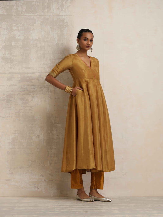 trueBrowns Gold Tissue Flared Anarkali Kurta Set | Swadesiicart