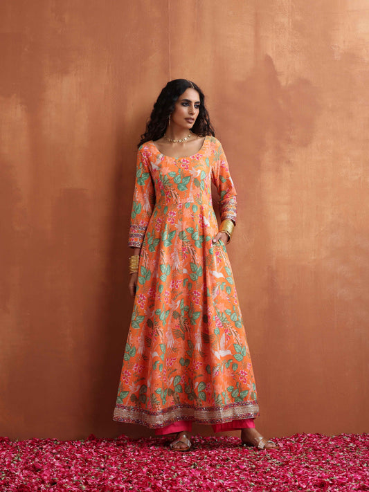 trueBrowns Orange Print Flared Anarkali Kurta Set | Swadesiicart