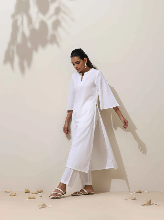 trueBrowns White Cotton Linen Kurta Pant Set | Swadesiicart