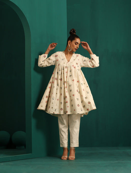 trueBrowns Ivory Multi Color Cotton Yoke Gathered Co-ord Set - Swadesiicart