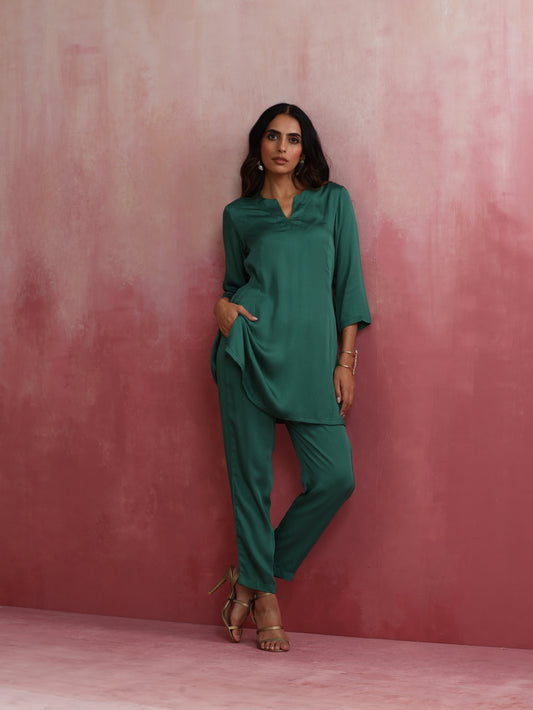 trueBrowns Green Straight Kurta Co-ord Set - Swadesiicart