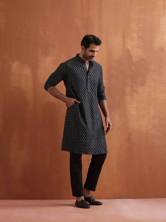 trueBrowns Men's Black Cotton Dobby Kurta | Swadesiicart