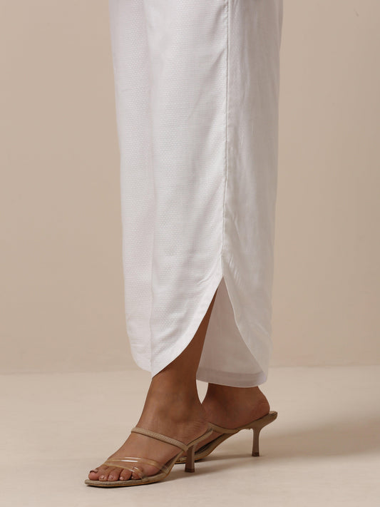 trueBrowns Cotton White Textured Curve Pant | Swadesiicart