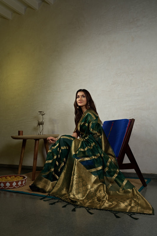 Vardha Emerald Green Golden Zari Banarasi Organza Saree | Swadesiicart
