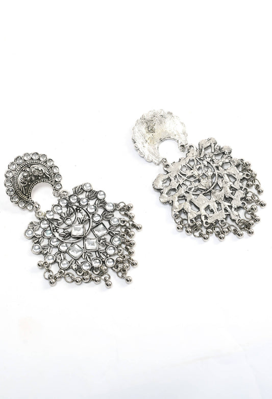 Mominos Fashion Johar Kamal Silver Color Base With Kundan Earrings