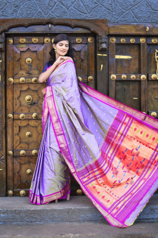 Very Much Indian Pure Silk Handloom Paithani -Dual Tone Lavender With Purplish Pink | Swadesiicart
