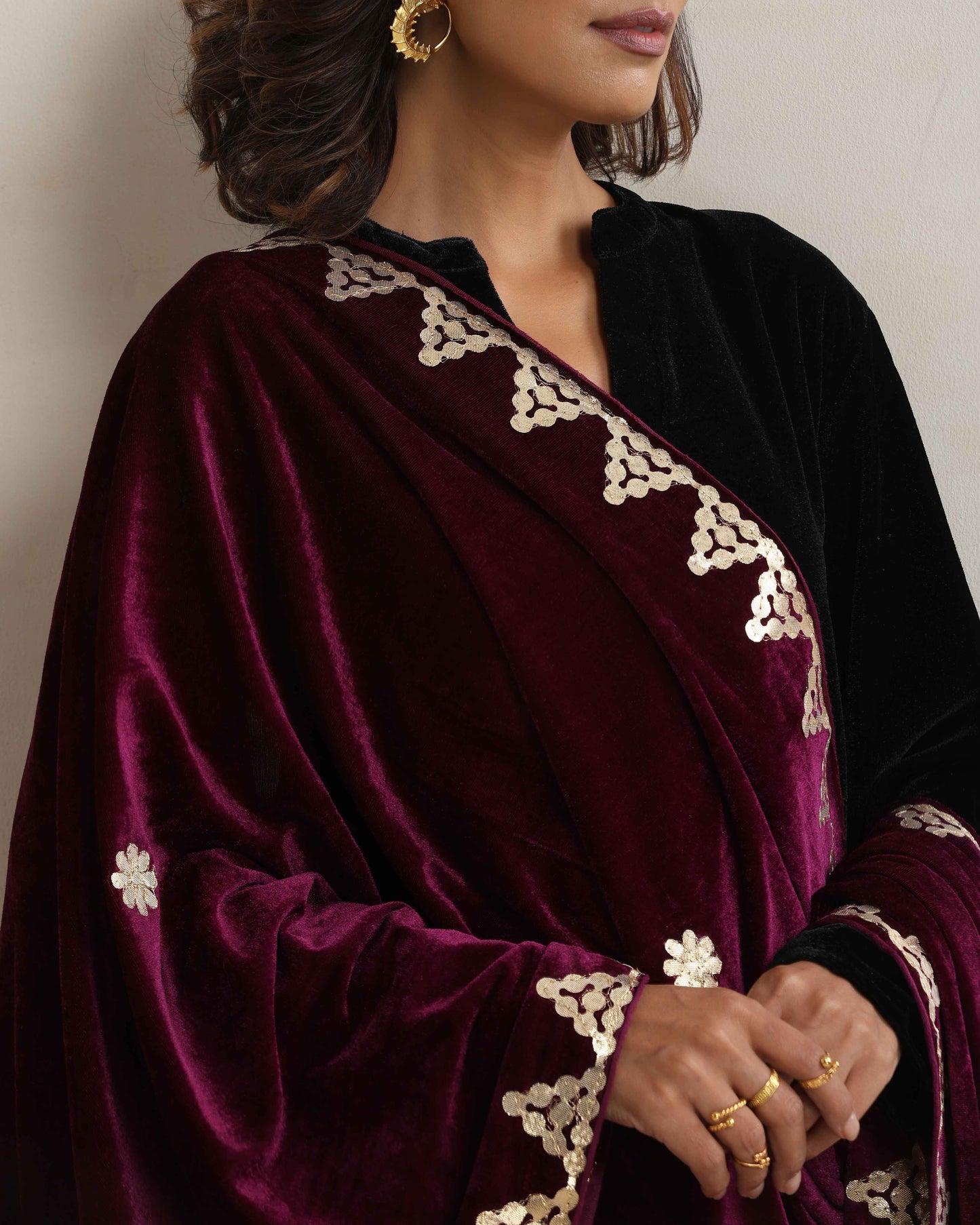 trueBrowns Wine Velvet Gota Patti Stole | Swadesiicart