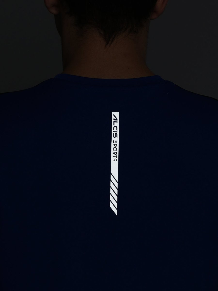 Alcis Men Typography Printed Dry Tech Slim Fit T-shirt | Swadesiicart