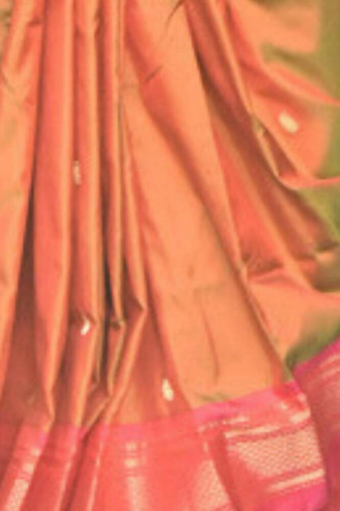 Very Much Indian Handloom Yeola Pure Silk Paithani - Dual Tone Green Pink | Swadesiicart