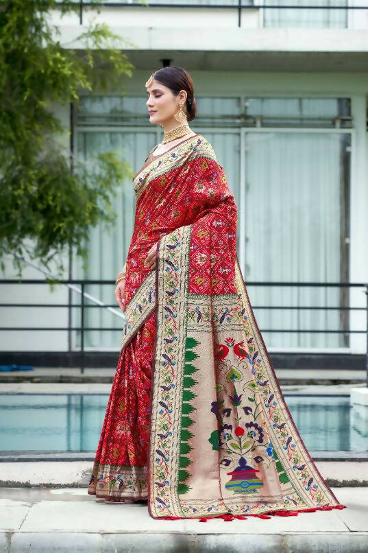 Vishnu Weaves Women's Red Paithani Patola Silk Zari Woven Saree with Unstitched Blouse - Swadesiicart