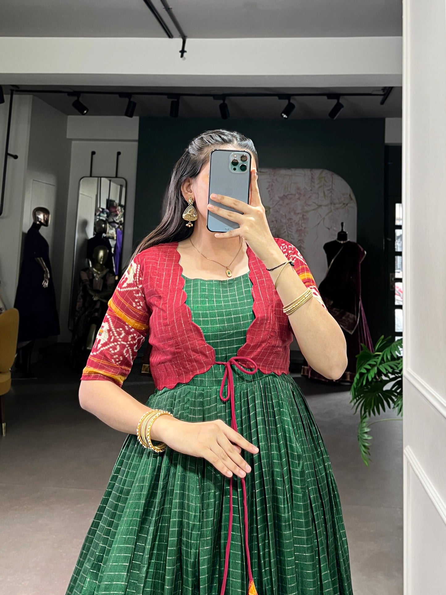 Lorenvalley Fashion Green Tussar Chex Patola Print With Weaving Work Border Gown with Koti | Swadesiicart