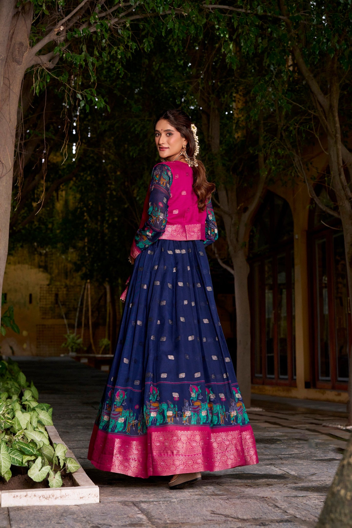 Lorenvalley Fashion Navyblue Poly Cotton Kalamkari Print With Zari Weaving Work Border Gown with Koti | Swadesiicart
