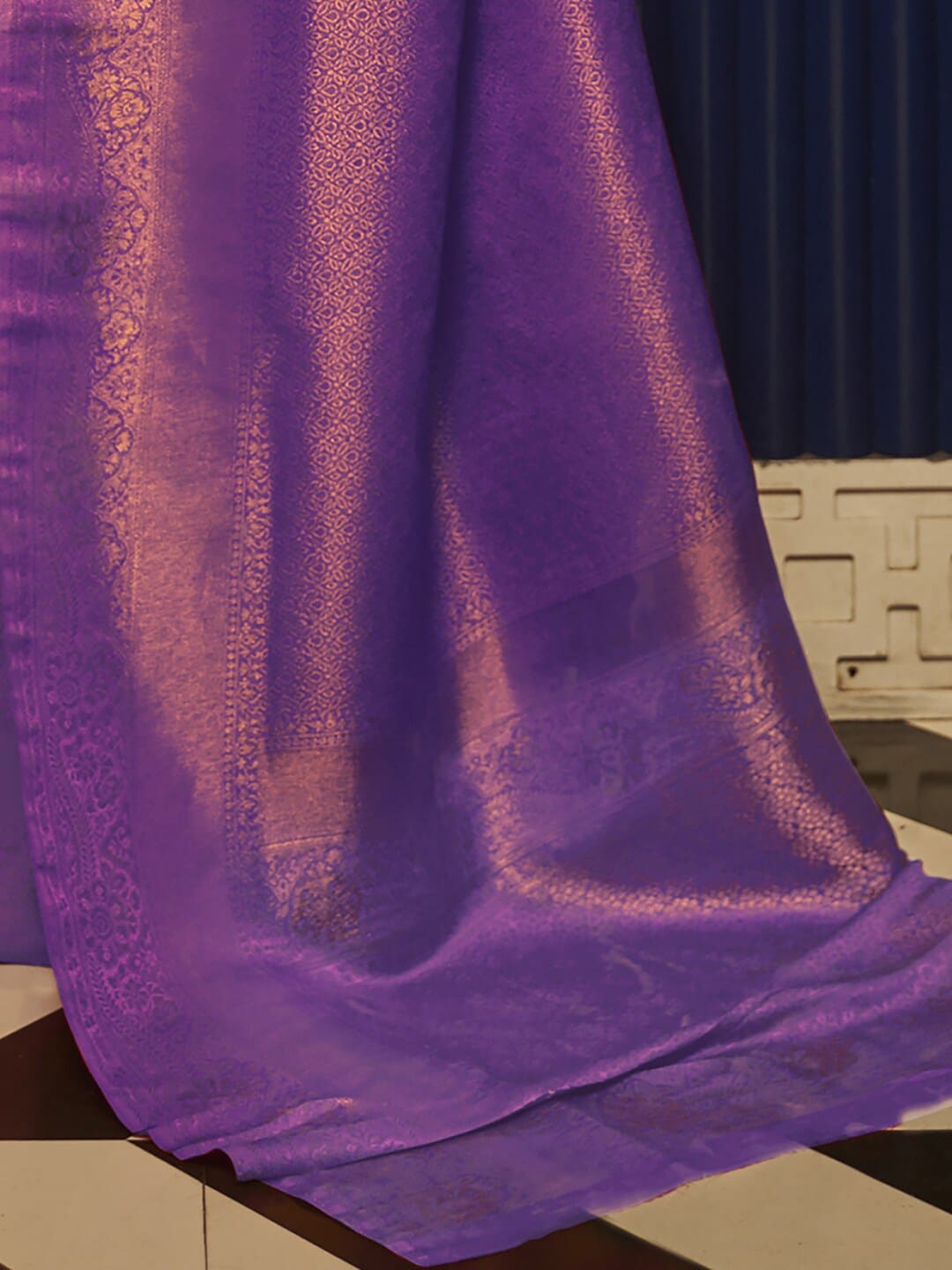 Mitera Purple & Gold-Toned Ethnic Motifs Zari Banarasi Saree | Swadesiicart