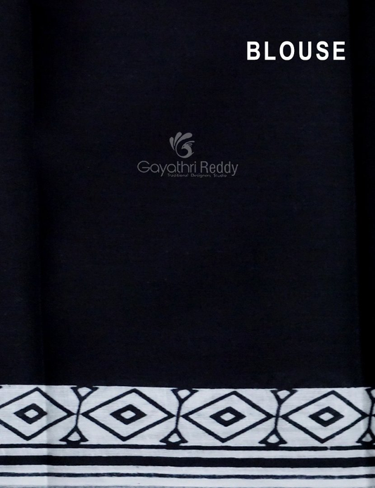 White And Black Combo Block Print Pure Mulmul Cotton Saree By Gayathri Reddy Designer Studio | Swadesiicart