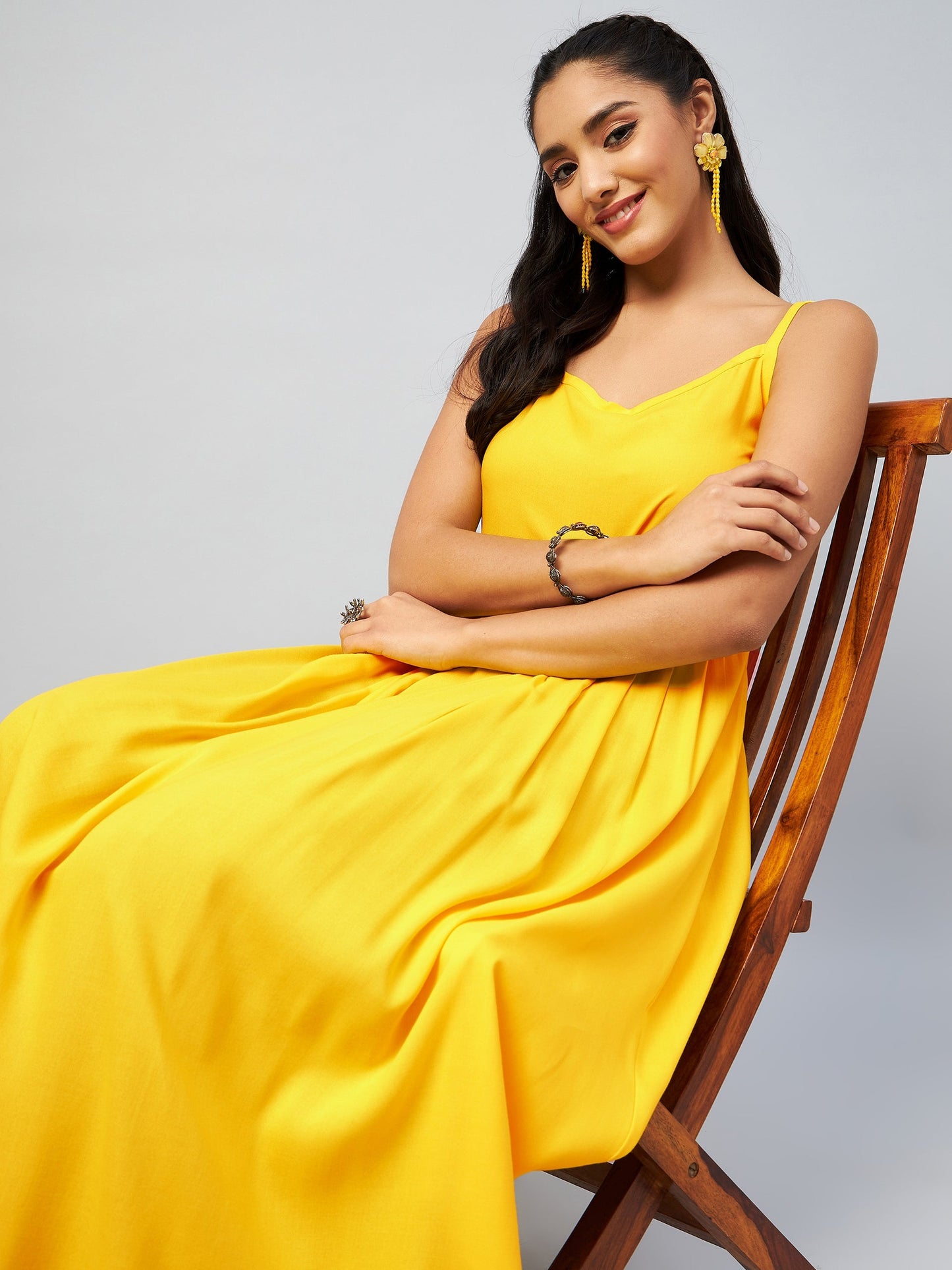 InWeave Women's Solid Yellow Strappy Kurta - Swadesiicart