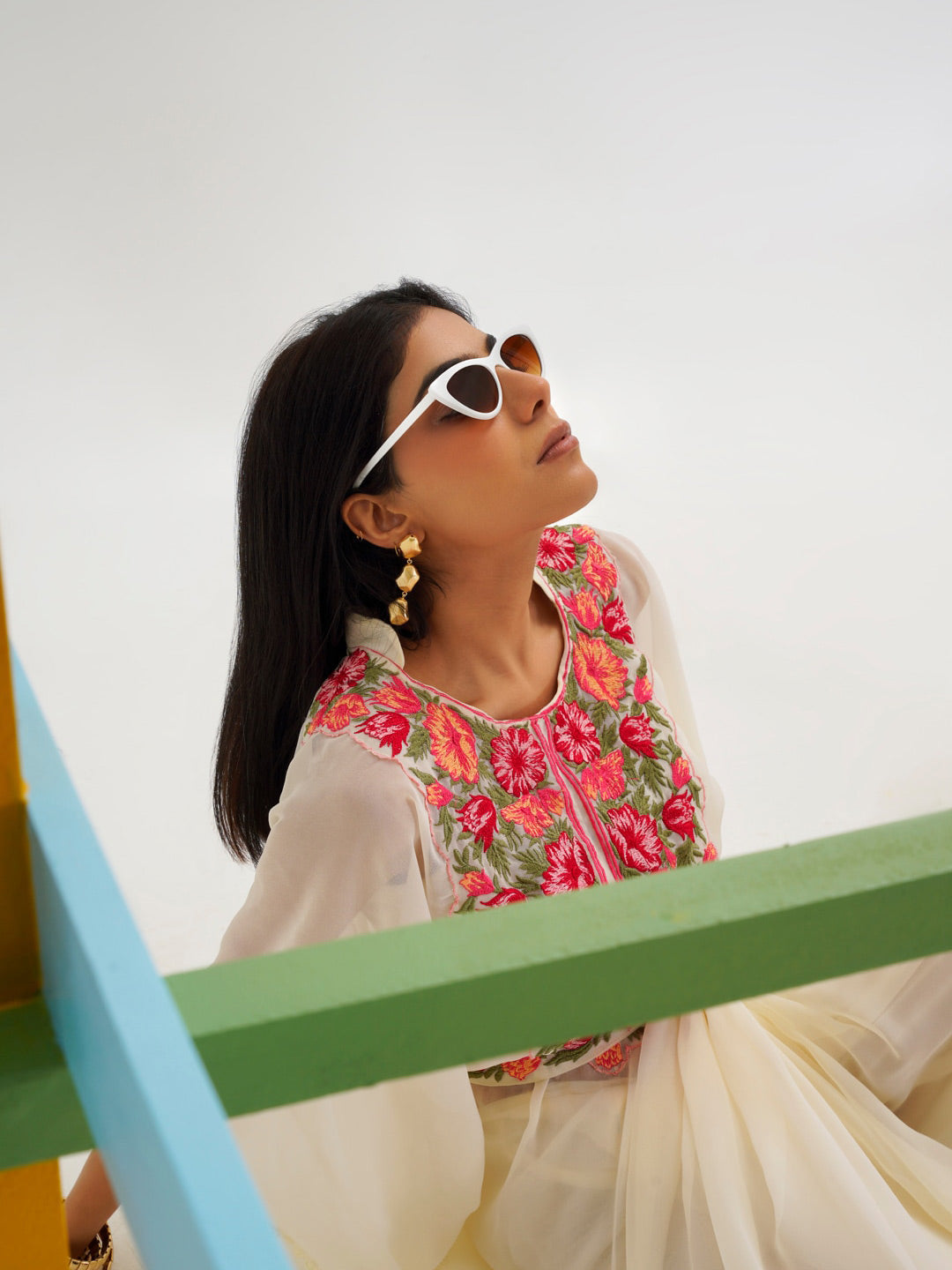 Tikhi Imli Kaftan Saree With Belt | Swadesiicart