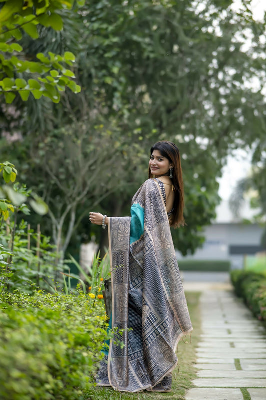 Vishnu Weaves Women's Rama Soft Tussar Silk Saree with Blouse - Swadesiicart