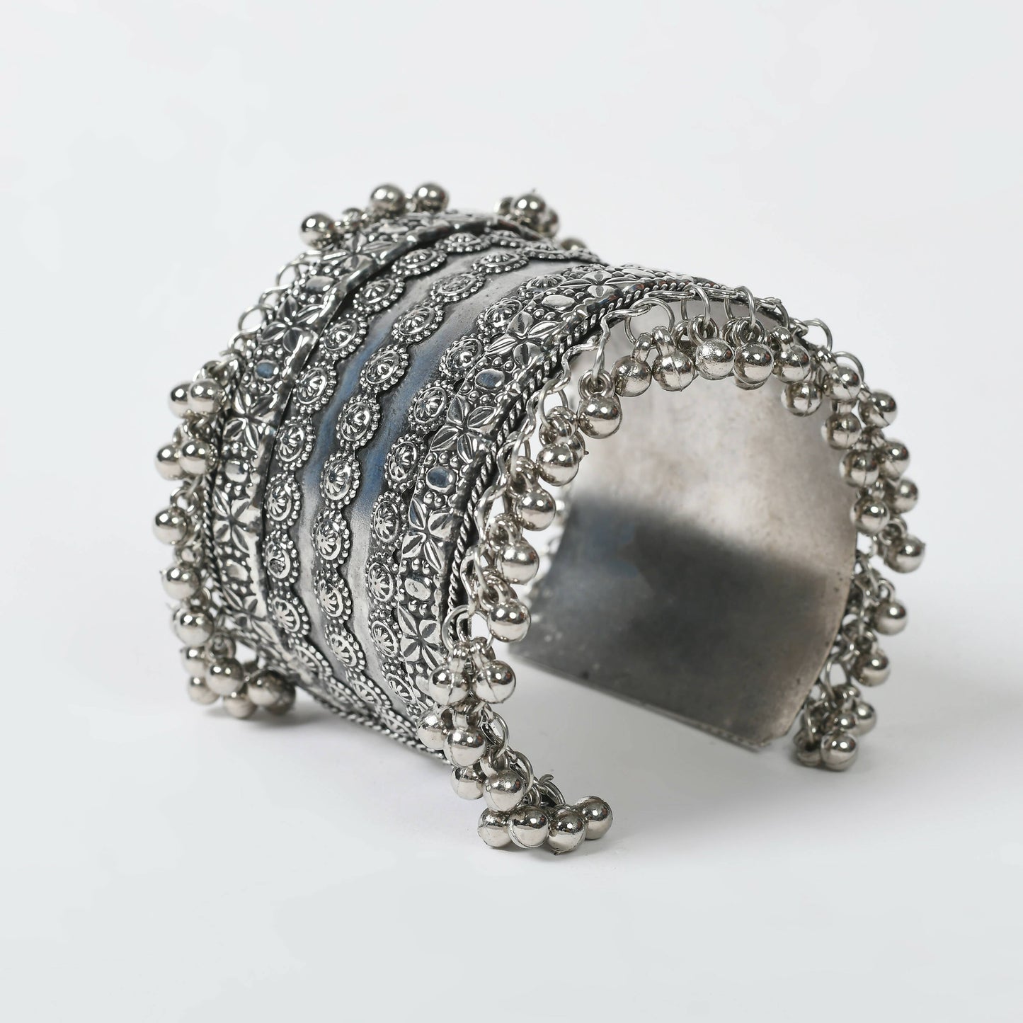 Mominos Fashion Joharkamal Oxidised Silver-Plated Ghungroo Handcraft Bracelet - Design 025 - Swadesiicart