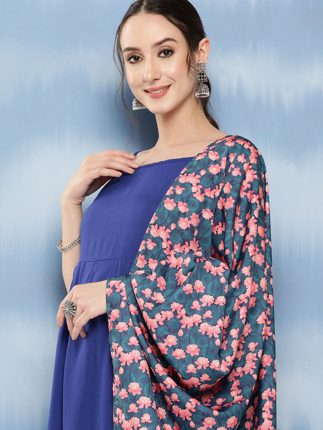 InWeave Women's Ink Blue Strappy Set With Navy Pink Lotus Cr Dupatta - Swadesiicart