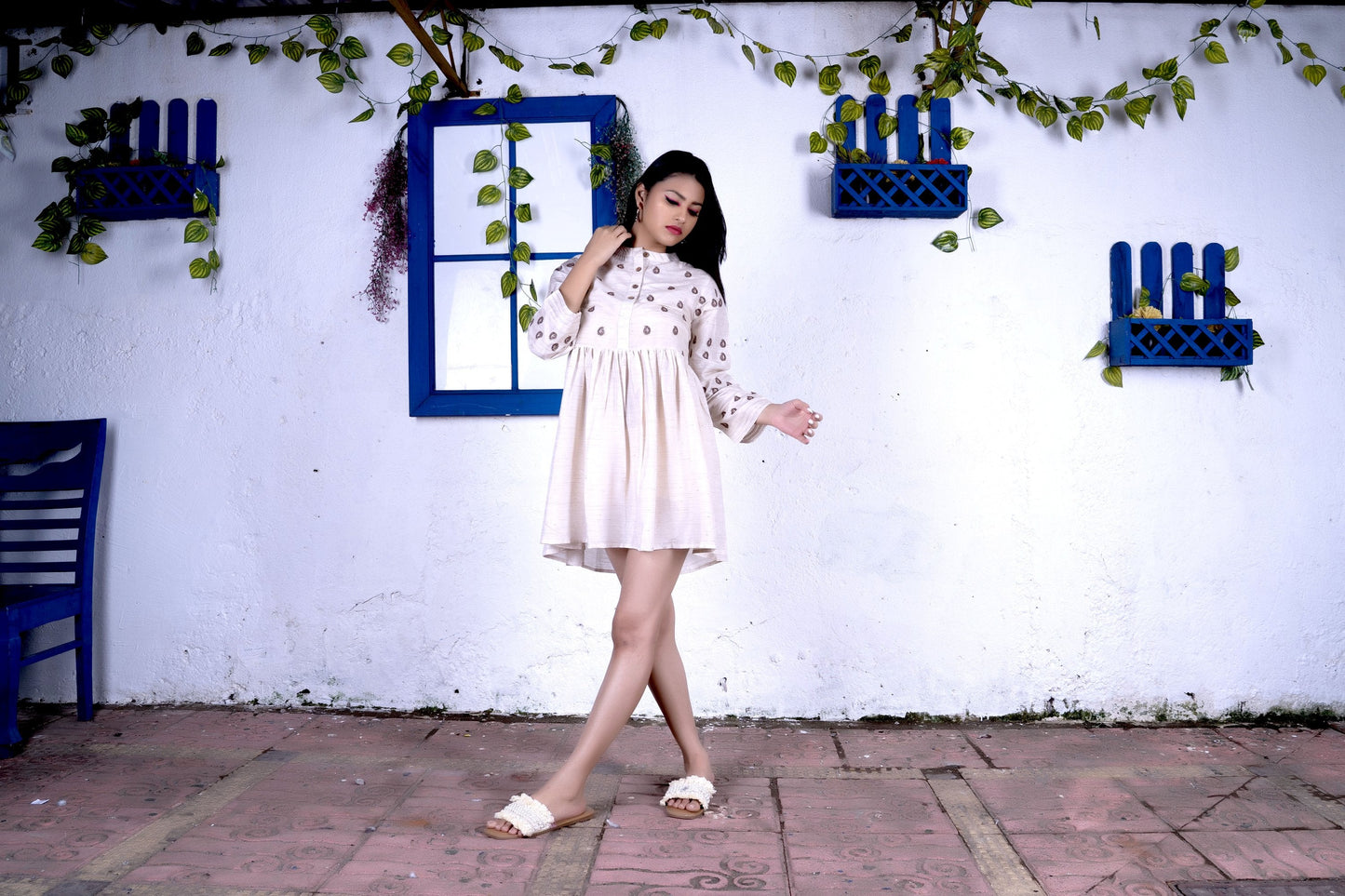 Noroke Silk Embroidered Tunic - Off white | Swadesiicart
