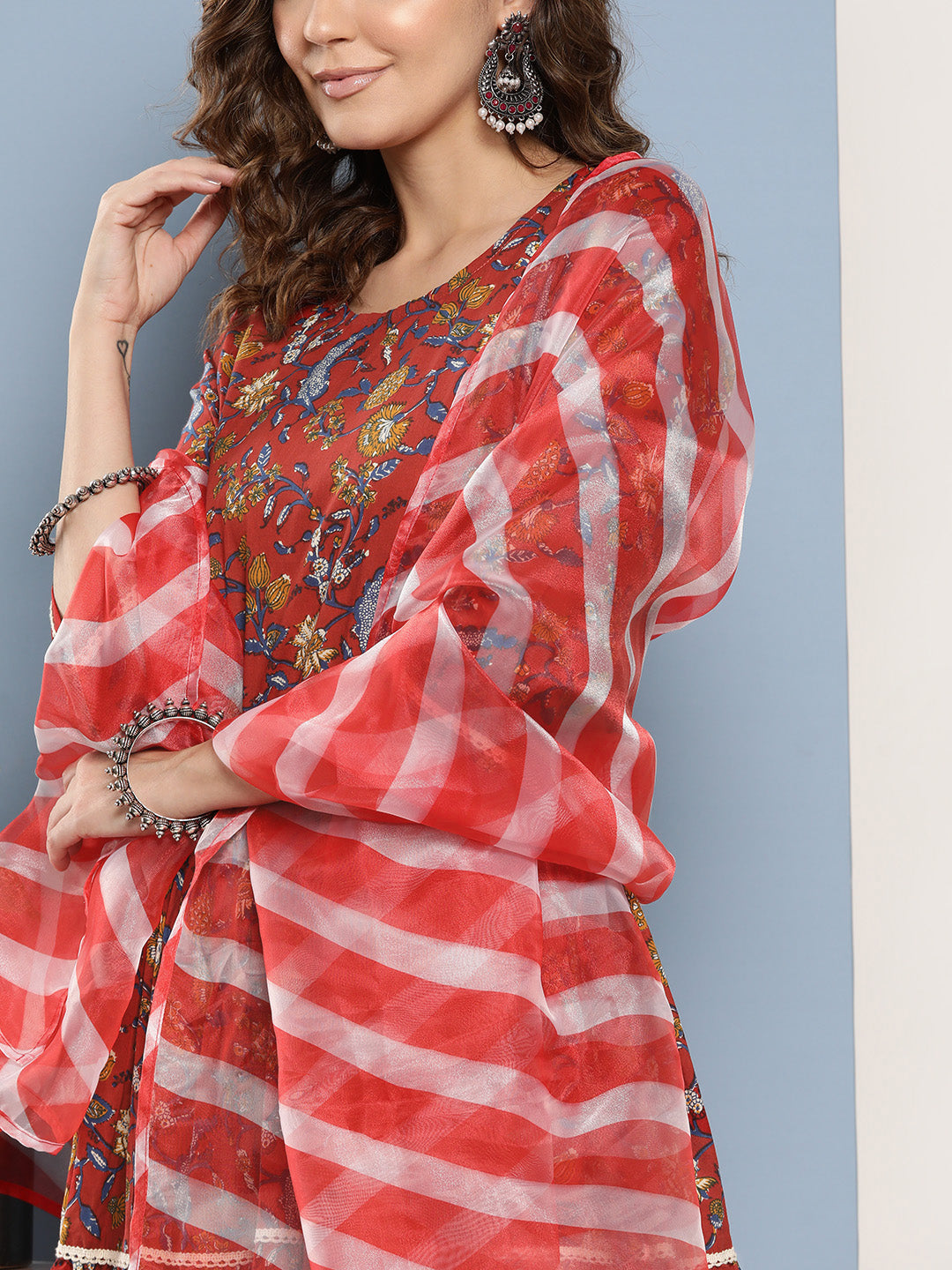 InWeave Women's Red Floral Print Tiered Dress With Lace With Red Leh Dupatta - Swadesiicart