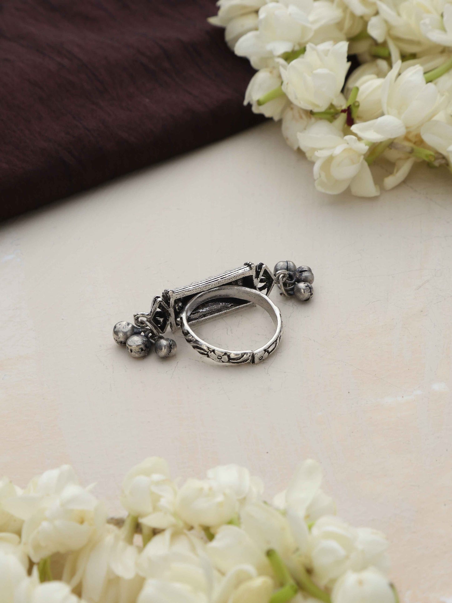 trueBrowns Silver Tone Rectangular Ghungroo Ring | Swadesiicart