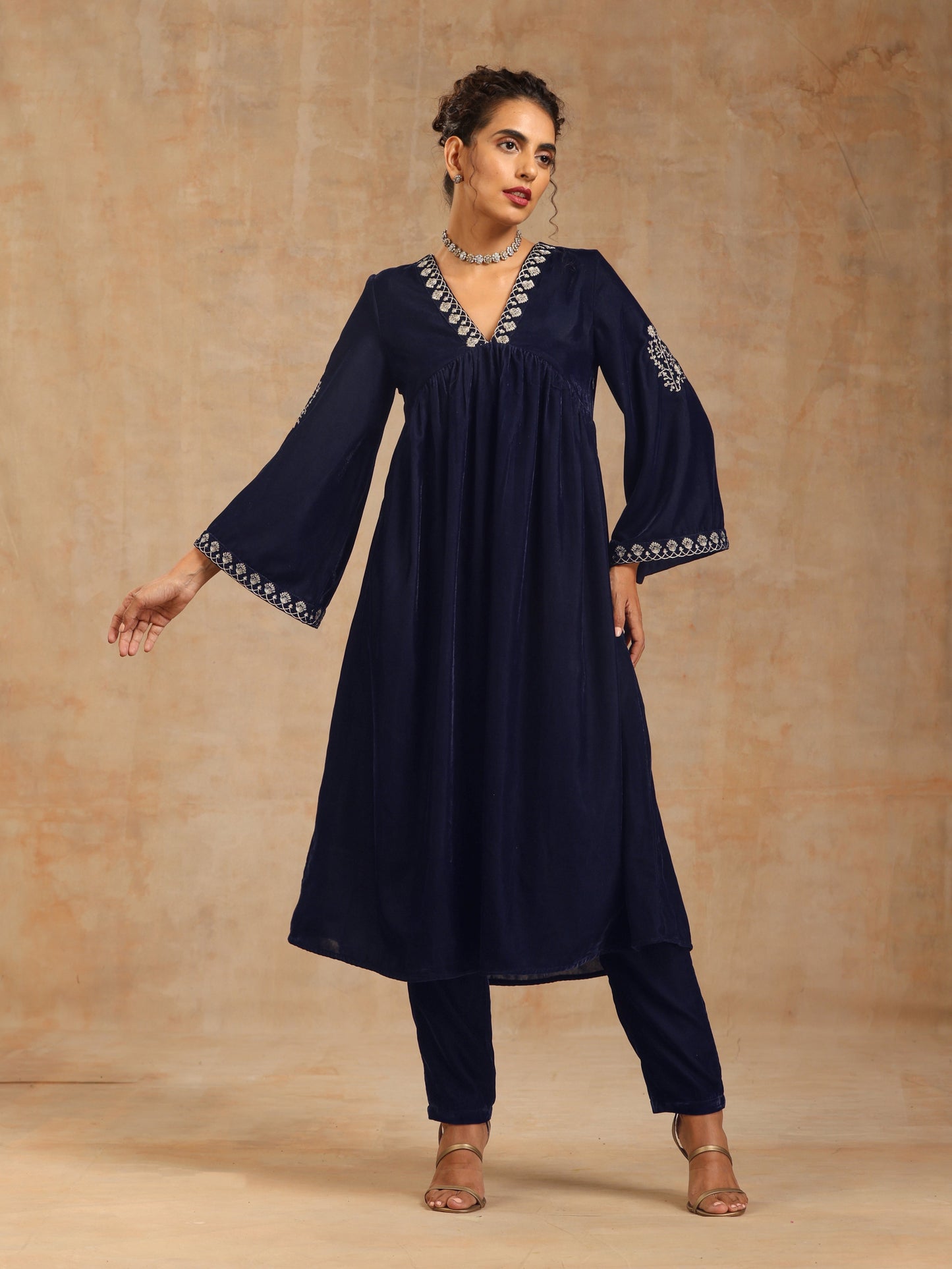 trueBrowns Midnight Blue Velvet Pant | Swadesiicart