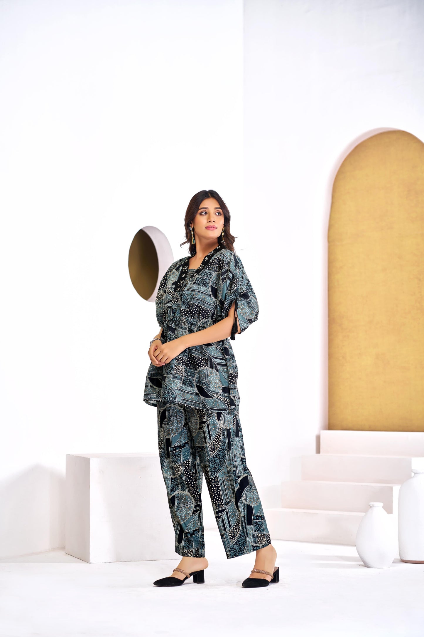 BulBul Hetal Black Co-Ord Set - Swadesiicart