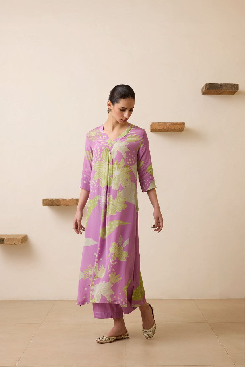 NOZ2TOZ Women's Floral Printed Knee Length V Neck Kurta Set - Swadesiicart