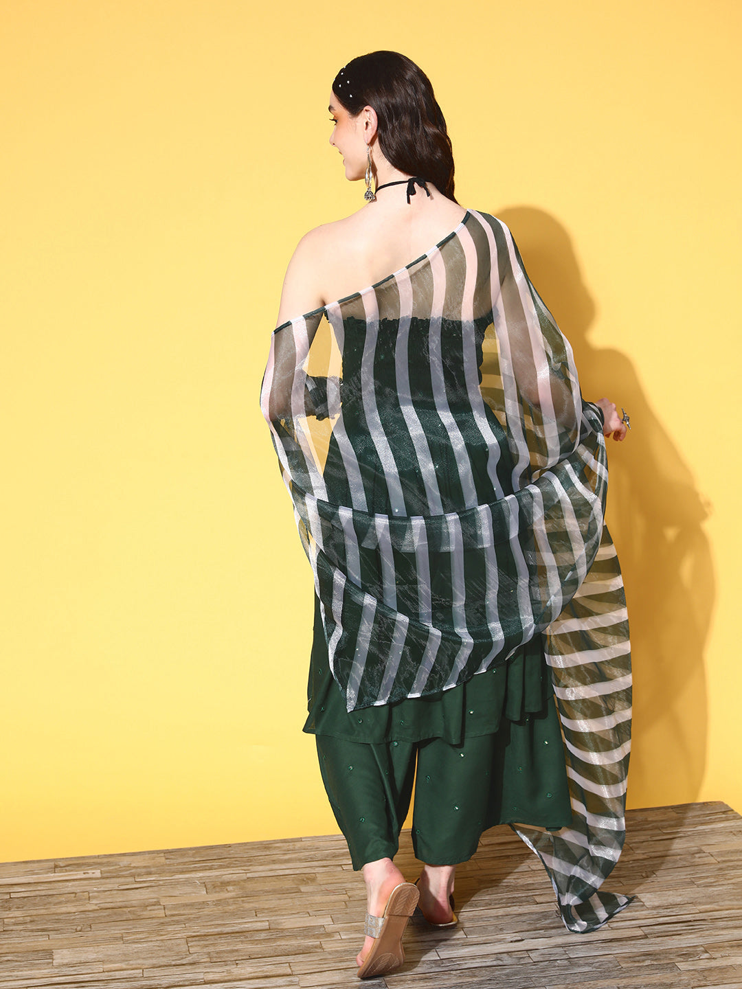 InWeave Women's Green Mirror Work Off Shoulder Kurta Set With Dupatta - Swadesiicart